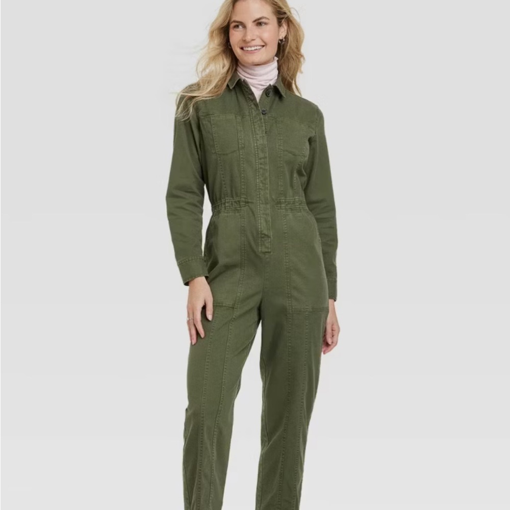 NWT Universal Thread Forest Green Jumpsuit - Size 0